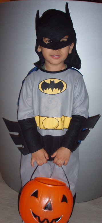 Nilu as Batman